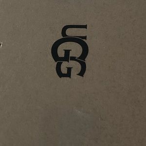 Waterproof pink UGG size 9